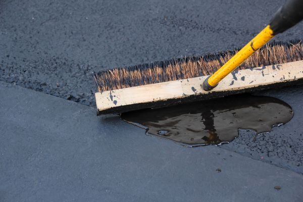 Driveway Asphalt Sealing in Goodyear